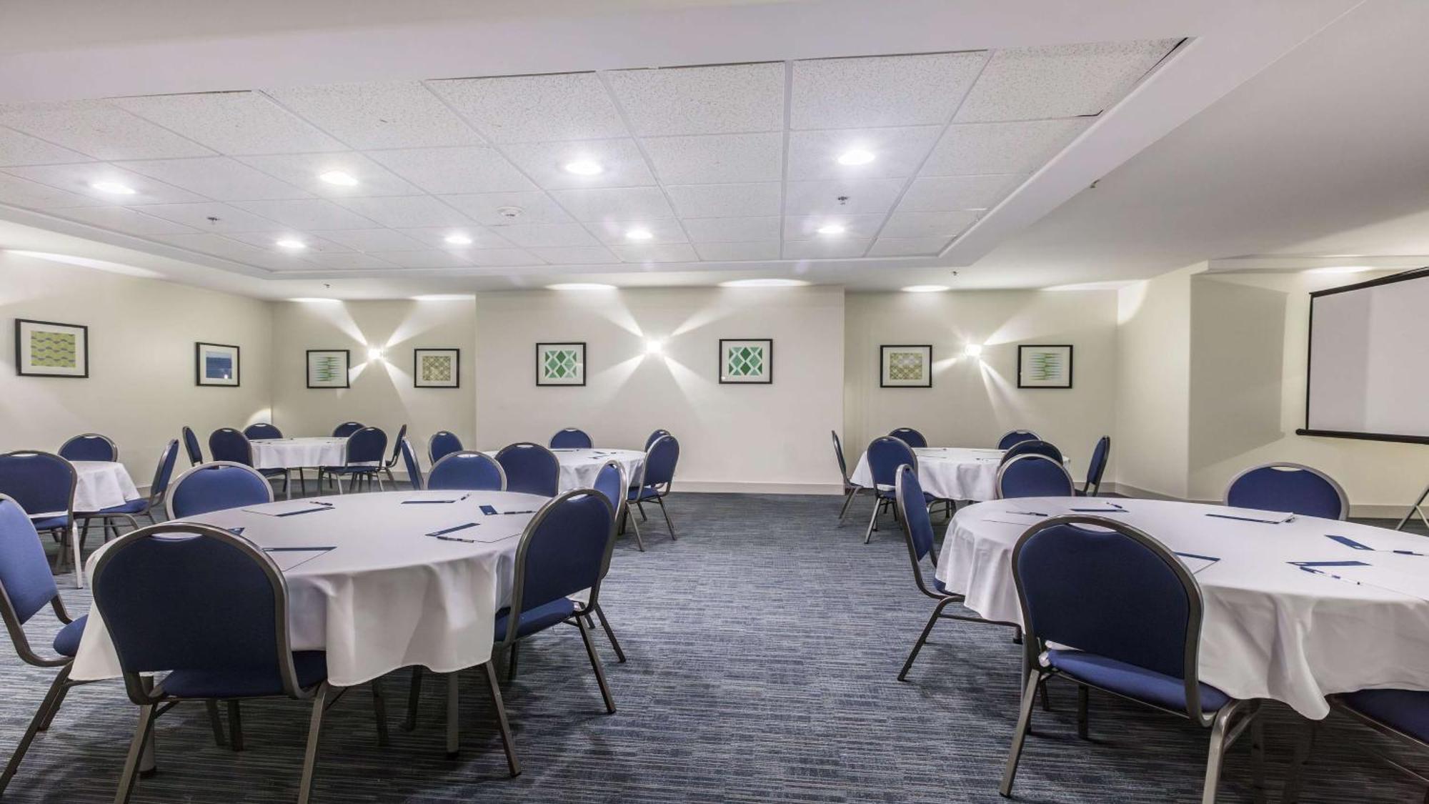Holiday Inn Express & Suites-Regina-South By Ihg Exteriér fotografie