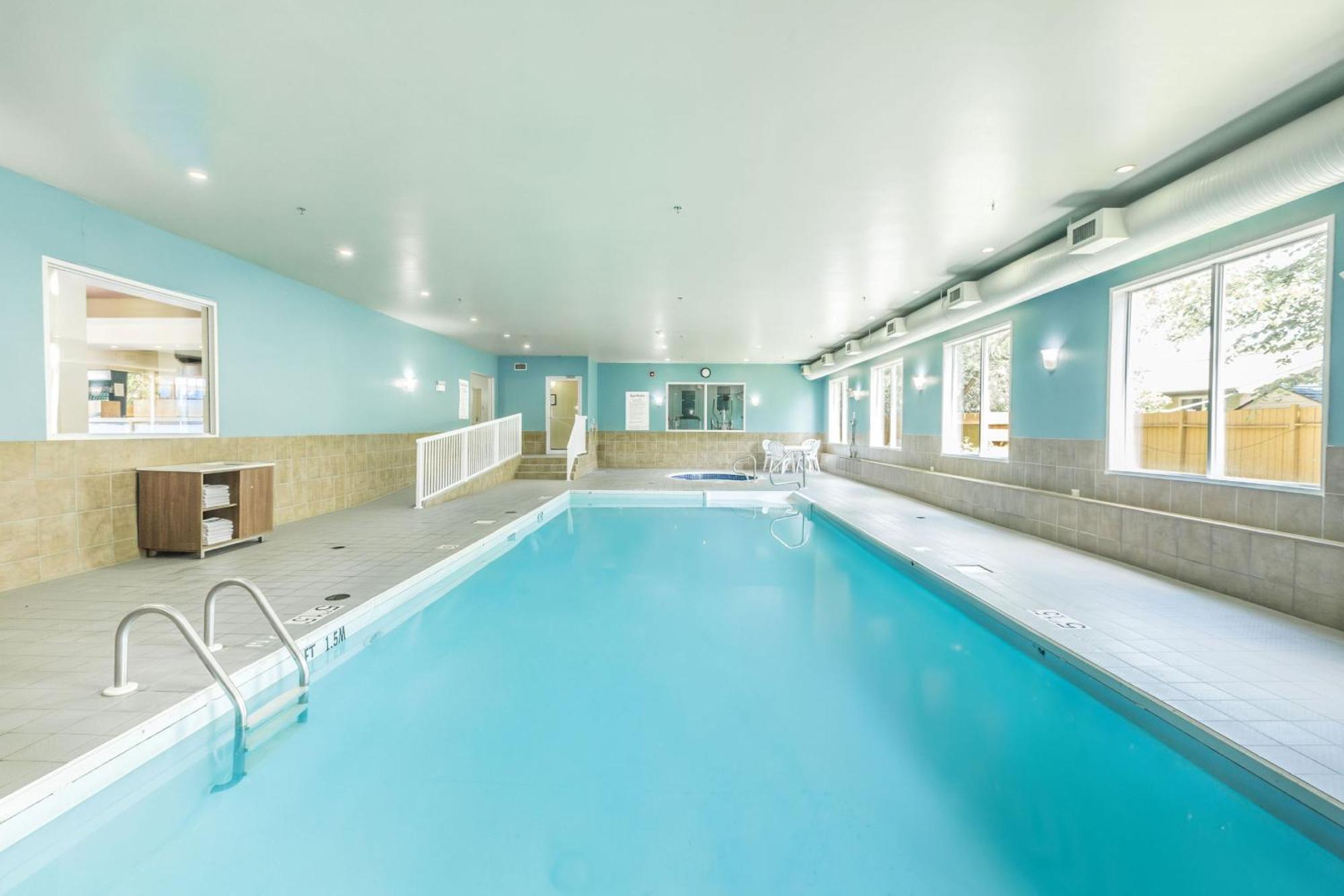Holiday Inn Express & Suites-Regina-South By Ihg Exteriér fotografie