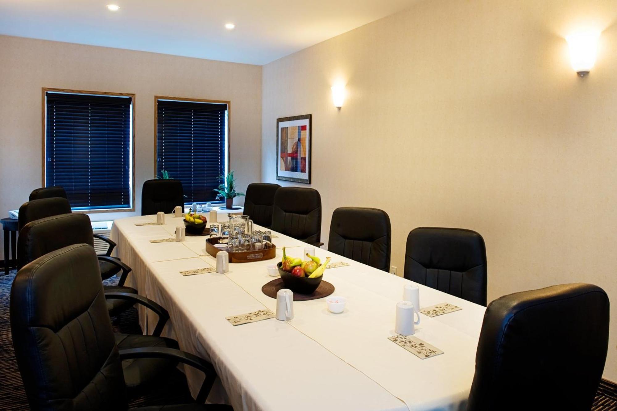 Holiday Inn Express & Suites-Regina-South By Ihg Exteriér fotografie